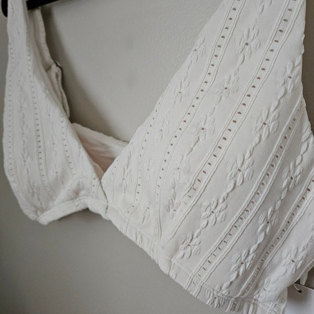 Andie Swimsuit The Belmar Top Bikini Coconut White VNeck Casual Neutral Vacation - Picture 4 of 15